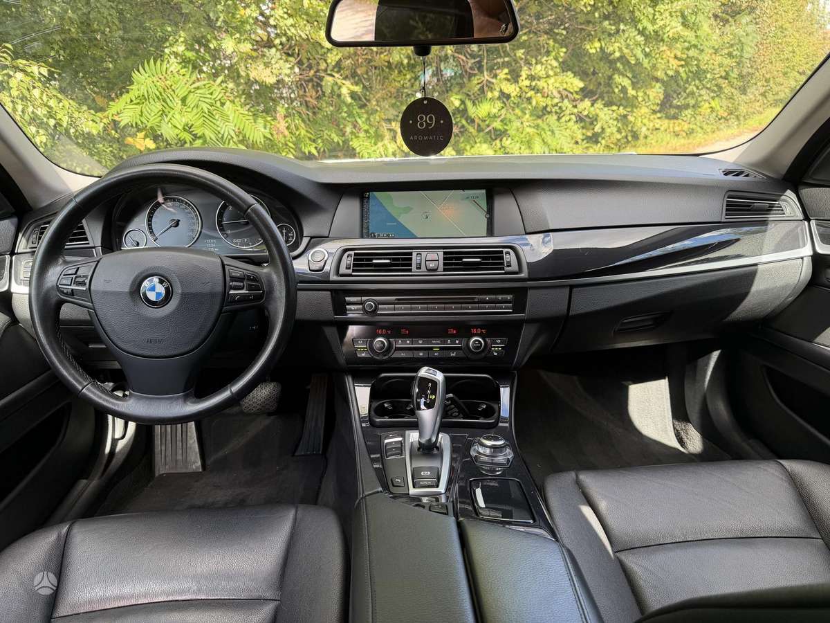 BMW 520 2013 — photo 5