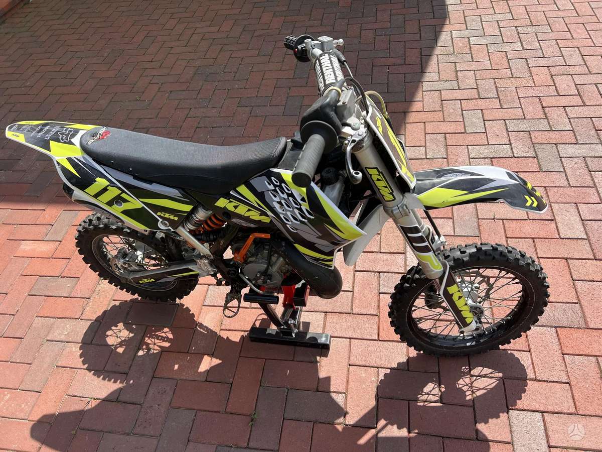 KTM SX 2010 — rear view