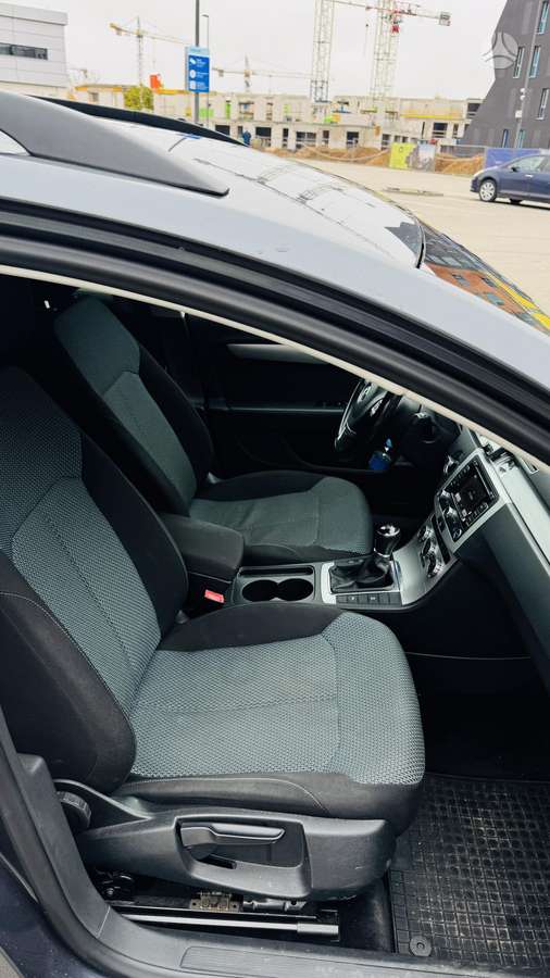 Volkswagen Passat 2013 — photo 10