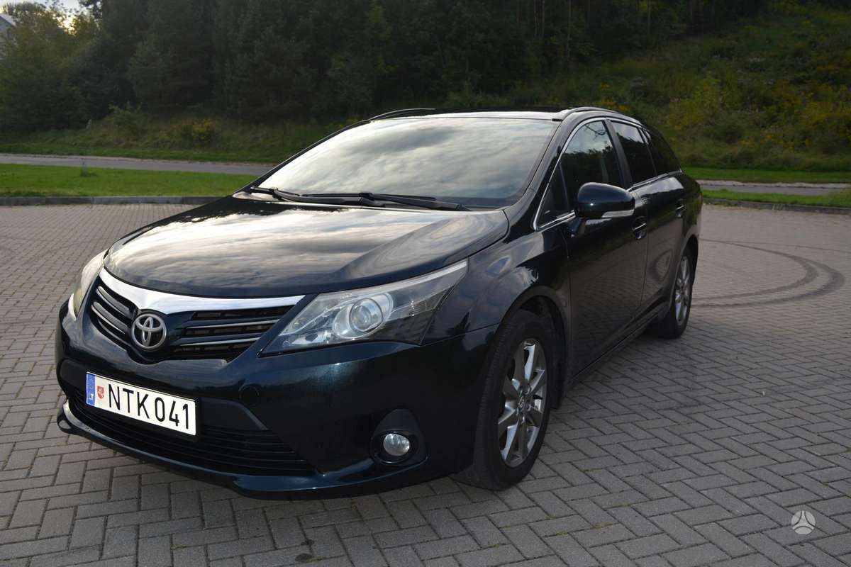 Toyota Avensis, 2013