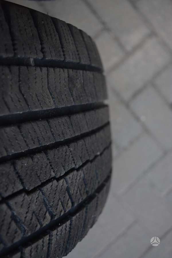 Toyota Avensis 2013 — photo 26