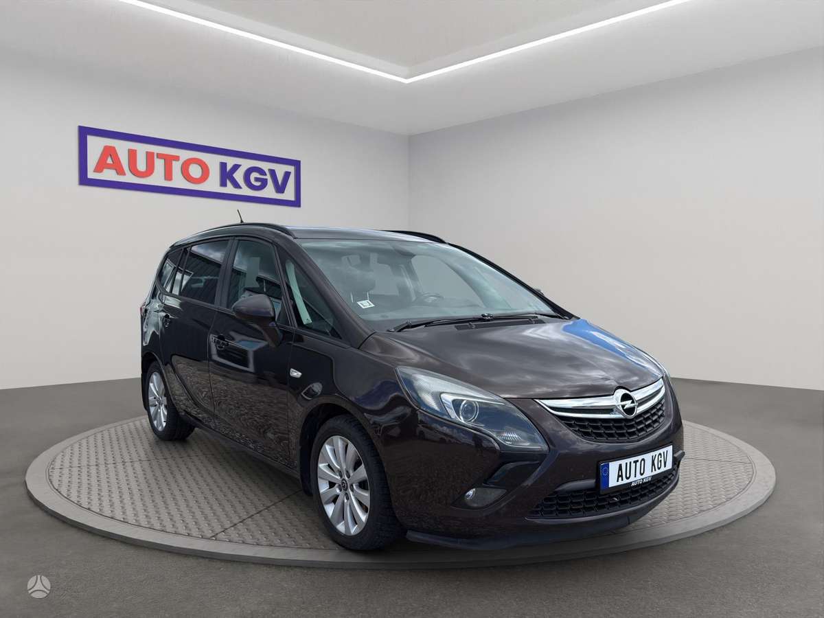 Opel Zafira 2013 — photo 7