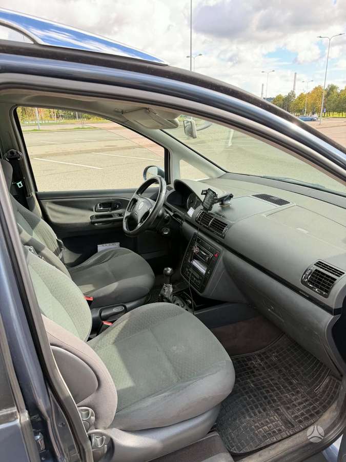 Volkswagen Sharan 2004 — photo 10