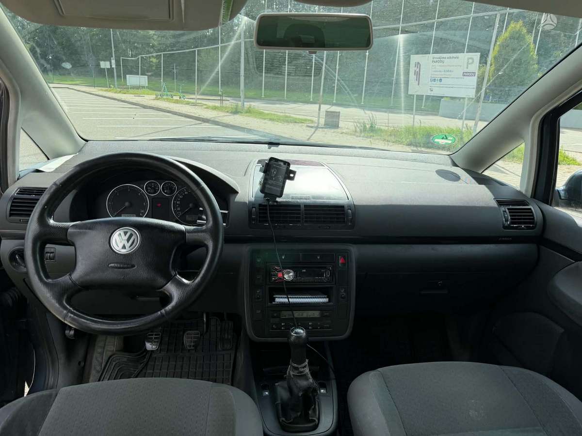 Volkswagen Sharan 2004 — photo 13