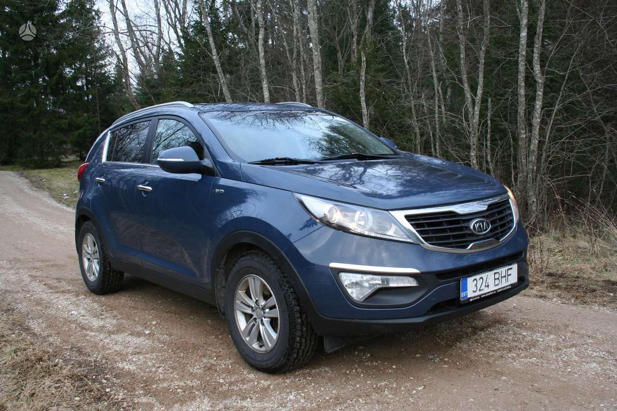 Kia Sportage 2012 — салон