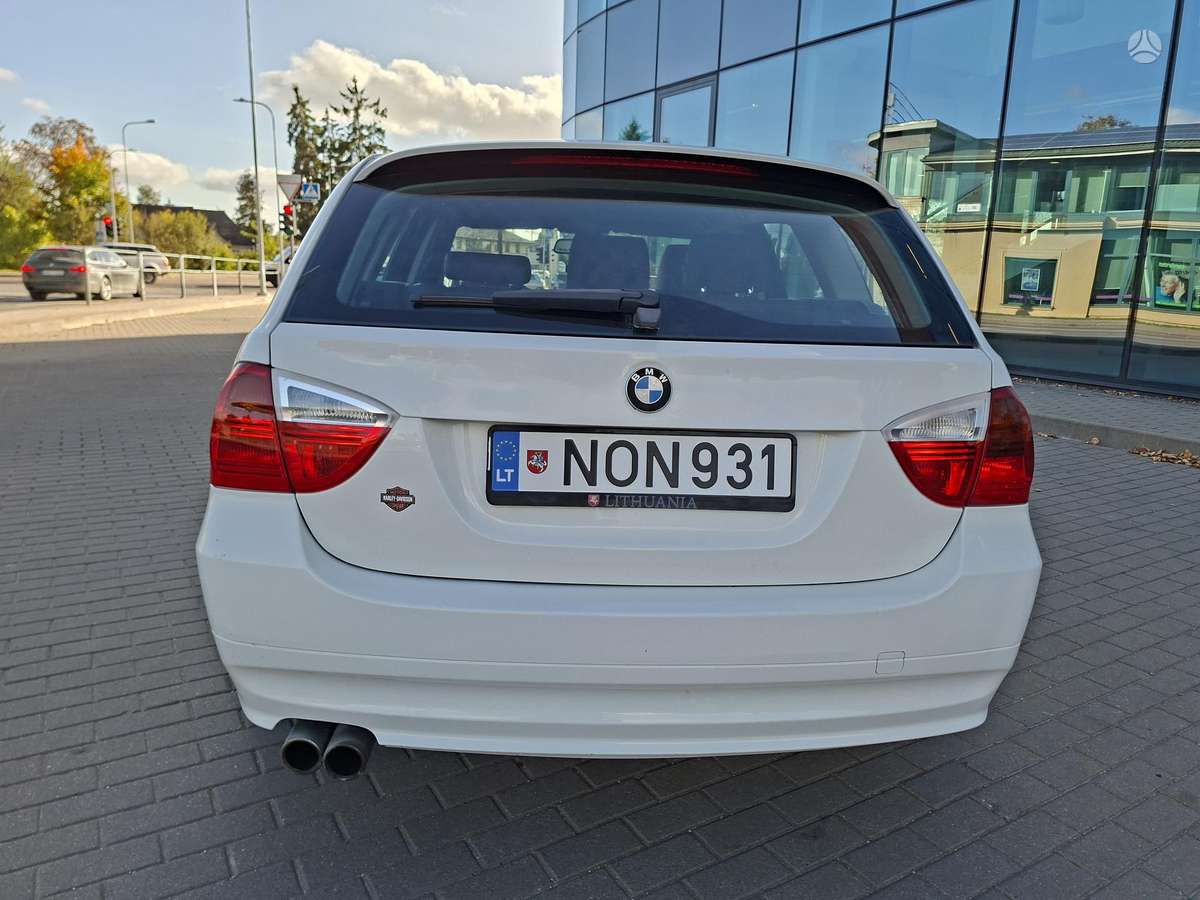 BMW 325 2008 — photo 7