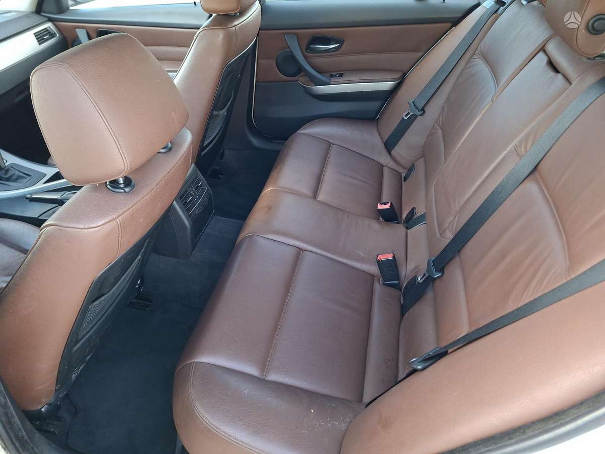 BMW 325 2008 — photo 9