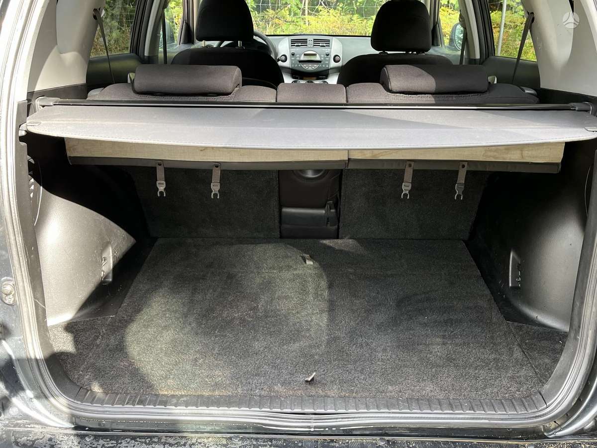 Toyota RAV4 2009 — photo 20