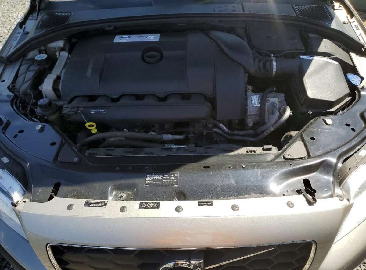 Volvo XC70 2015 — photo 11