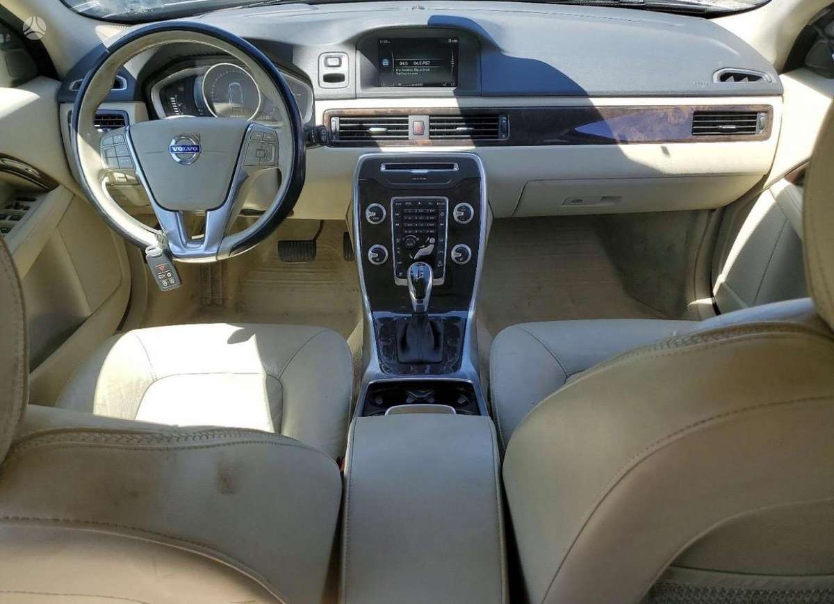 Volvo XC70 2015 — photo 8