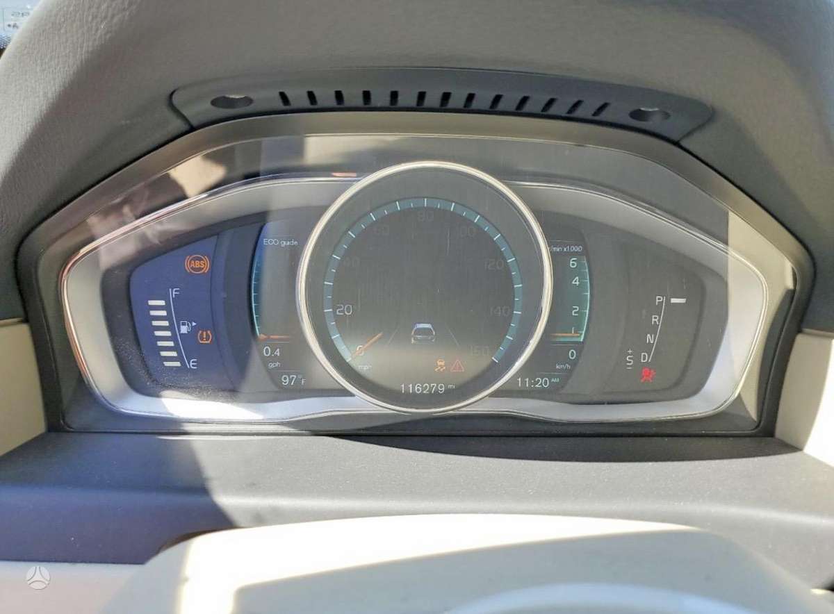 Volvo XC70 2015 — photo 9