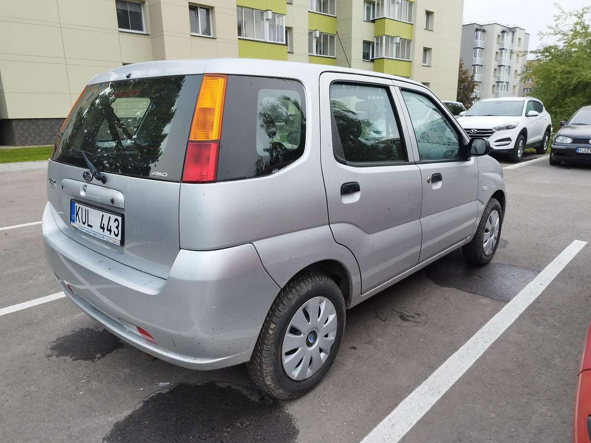 Subaru Justy 2007 — салон