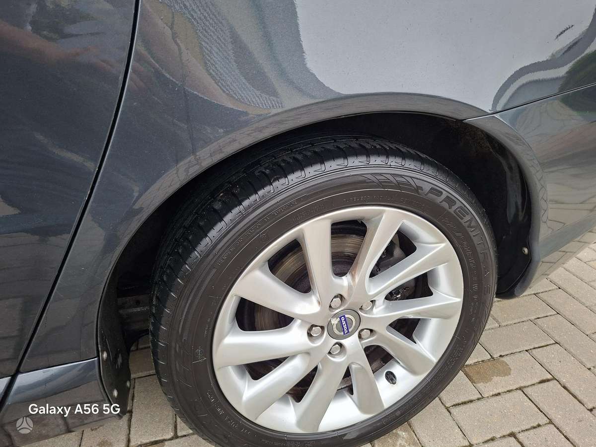 Volvo V70 2014 — салон