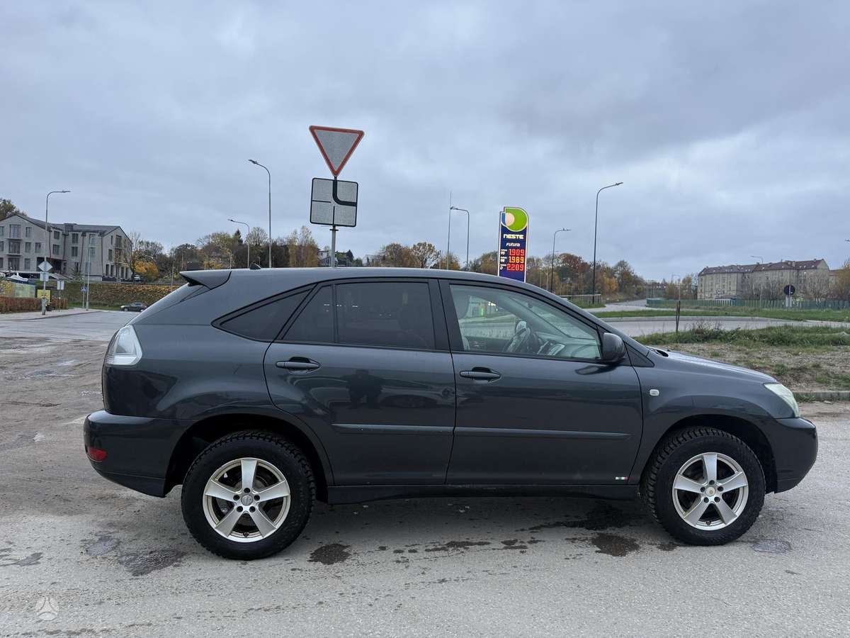 Lexus RX 2007 — photo 8