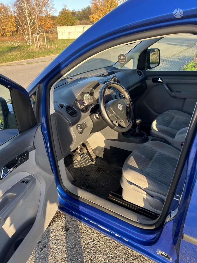 Volkswagen Caddy 2009 — photo 8