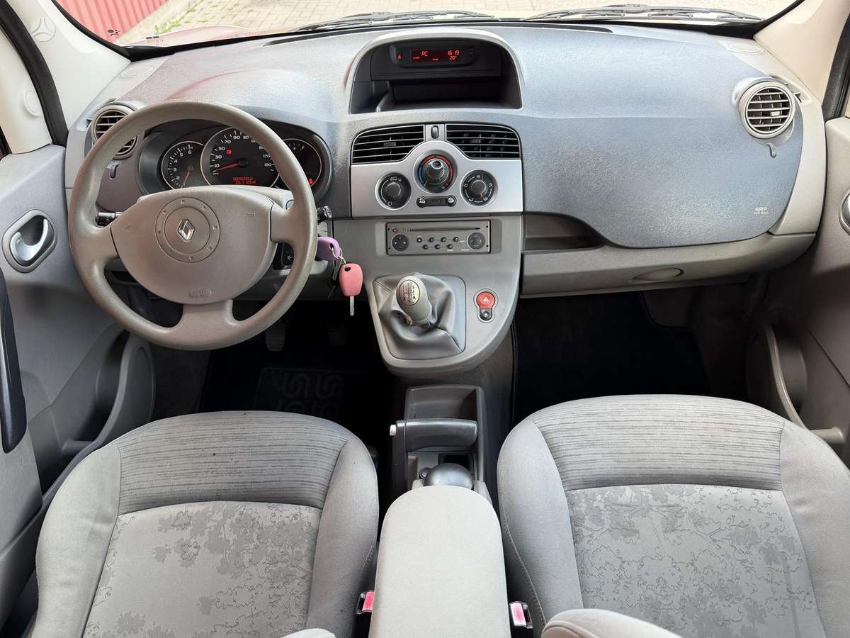 Renault Kangoo 2009 — photo 12