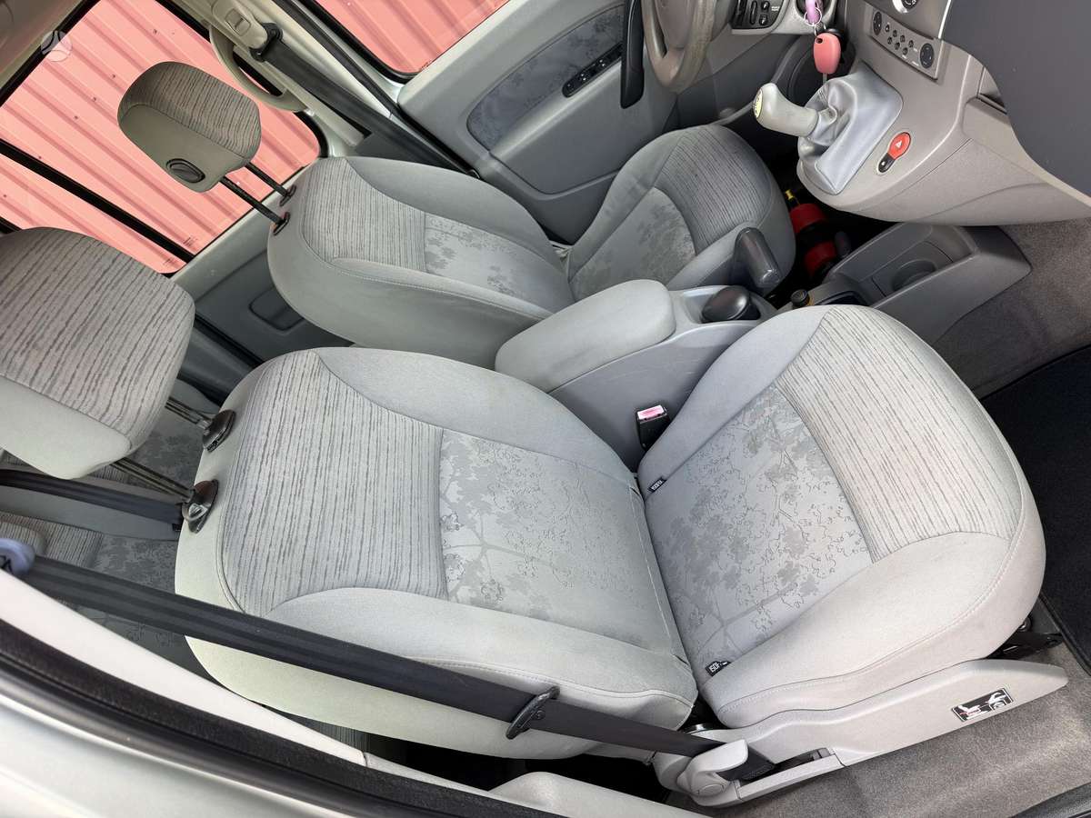 Renault Kangoo 2009 — photo 13