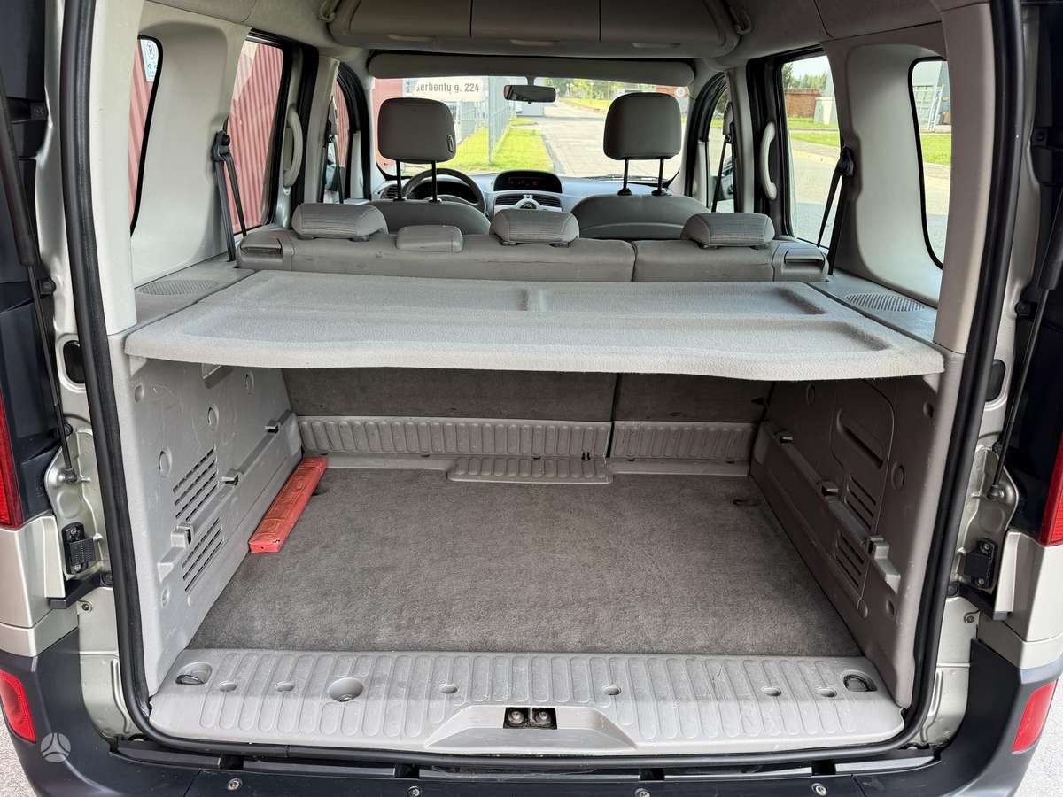 Renault Kangoo 2009 — photo 17