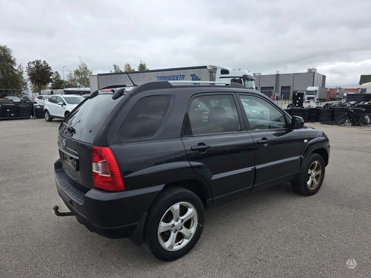 Kia Sportage 2009 — photo 10