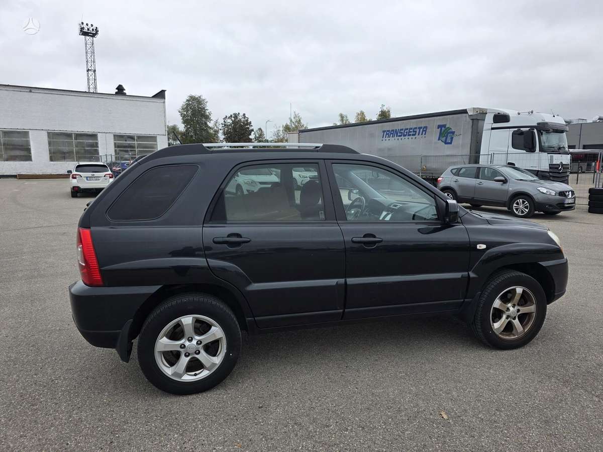 Kia Sportage 2009 — photo 11
