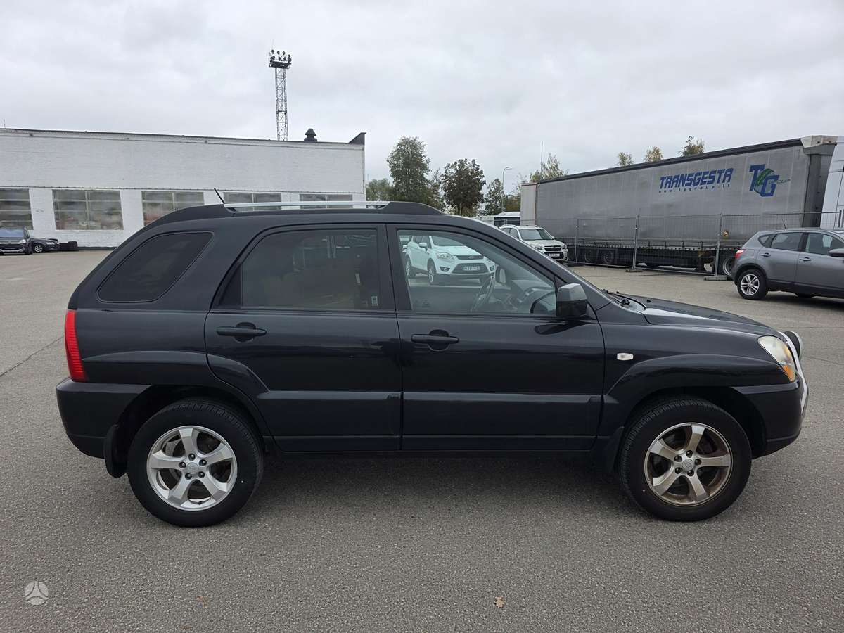 Kia Sportage 2009 — photo 12