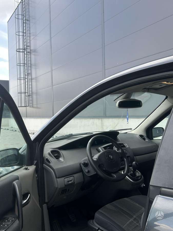 Renault Scenic 2005 — photo 7