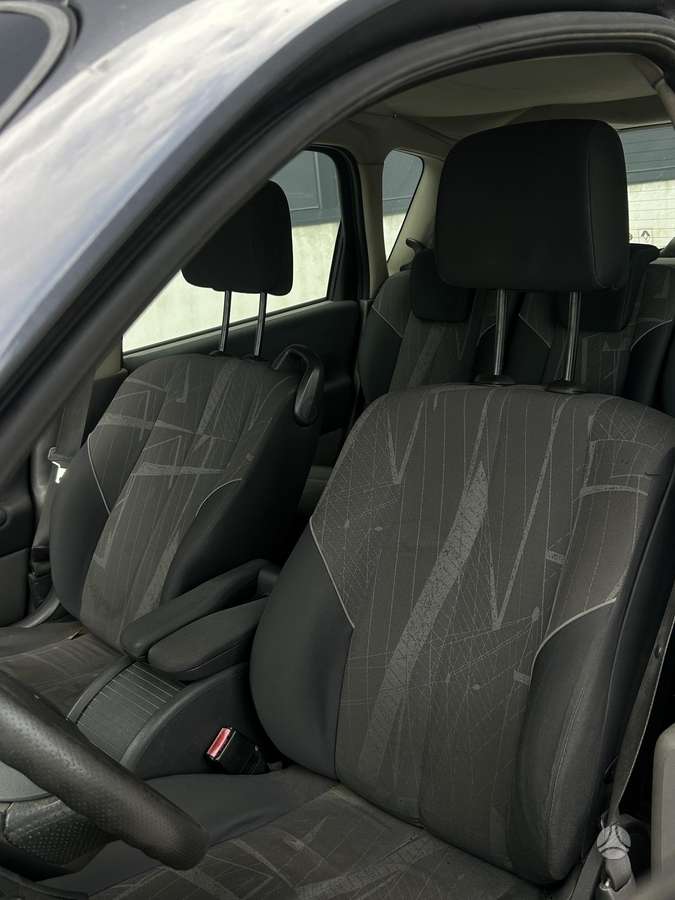 Renault Scenic 2005 — photo 8
