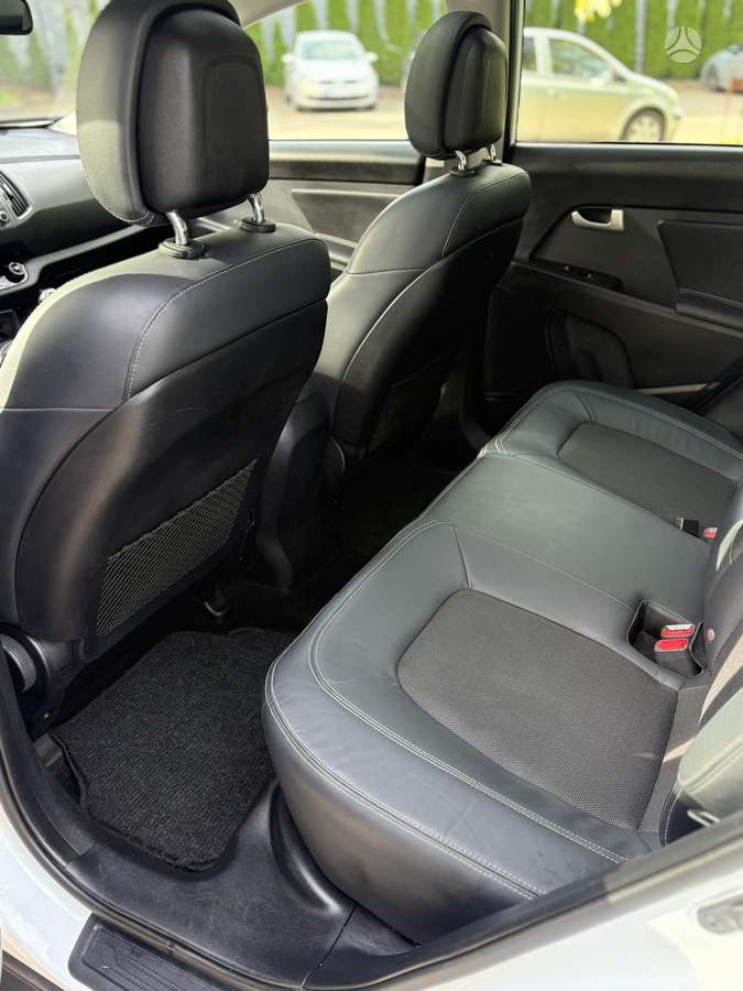 Kia Sportage 2013 — photo 11