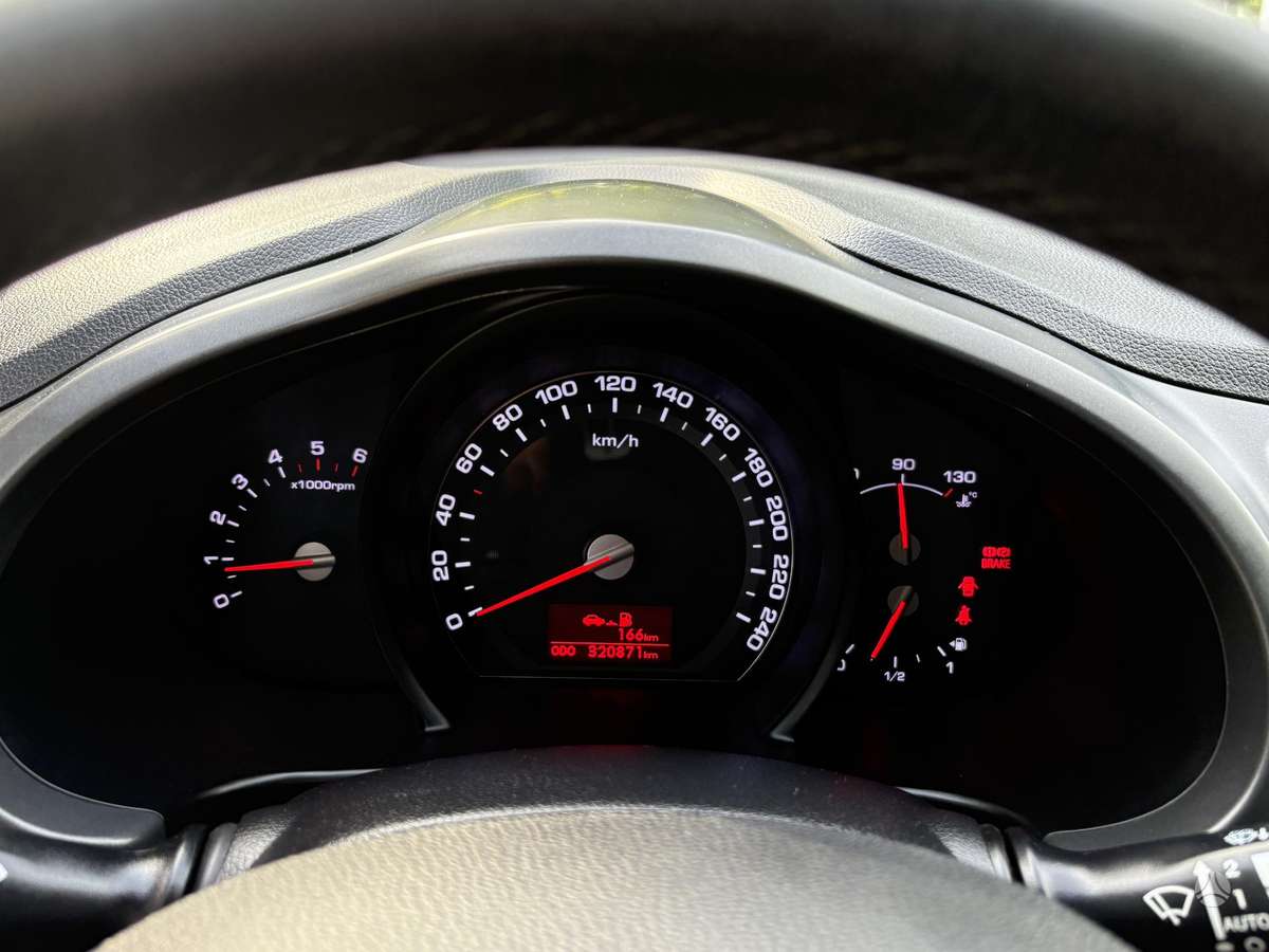Kia Sportage 2013 — photo 15