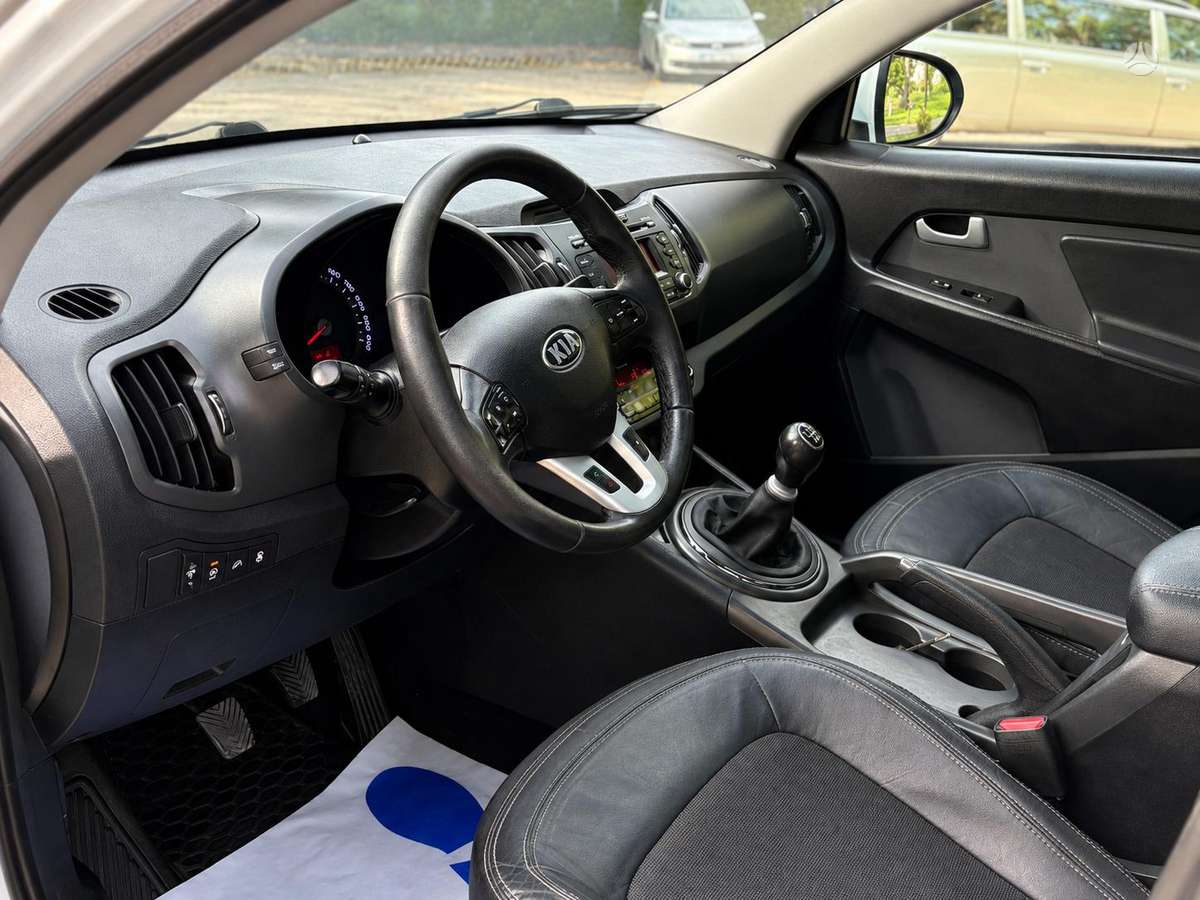 Kia Sportage 2013 — photo 8