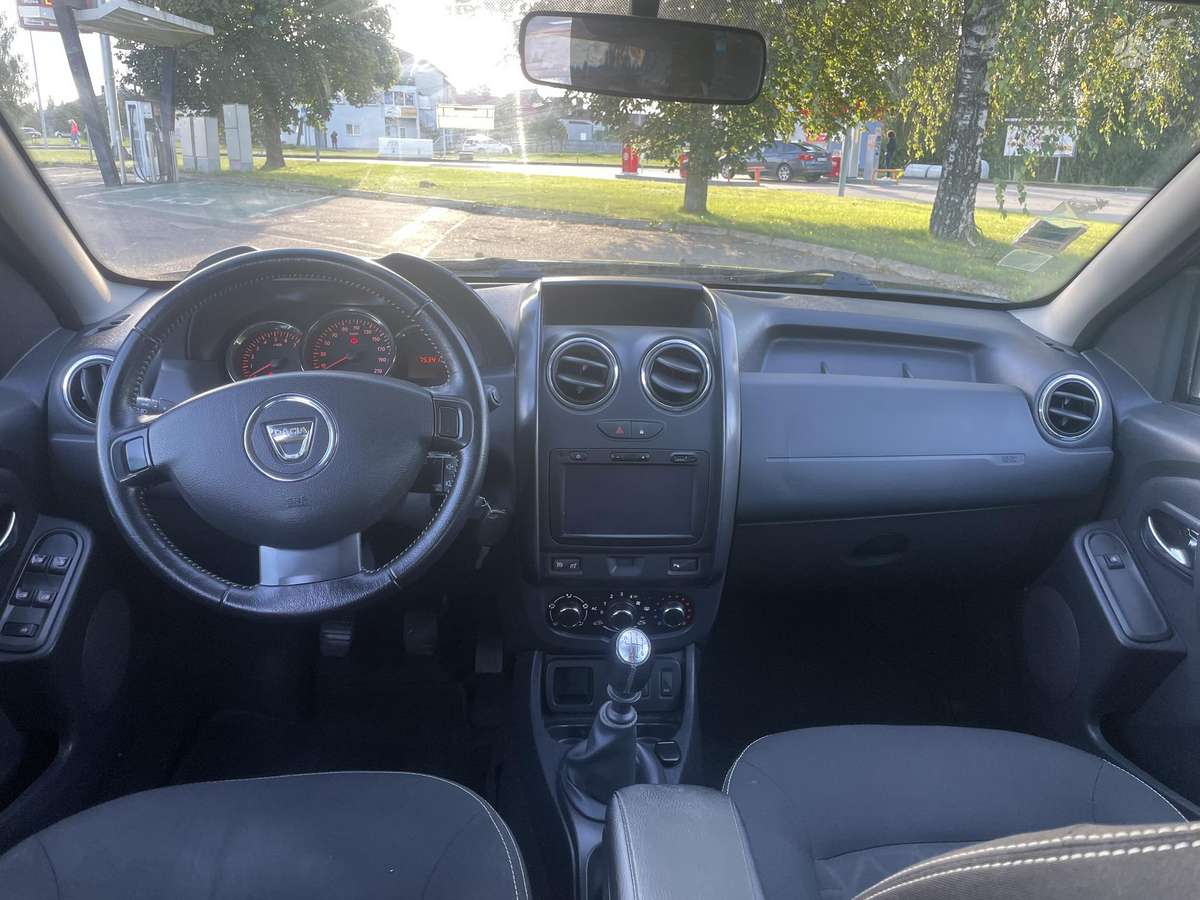 Dacia Duster 2014 — photo 10