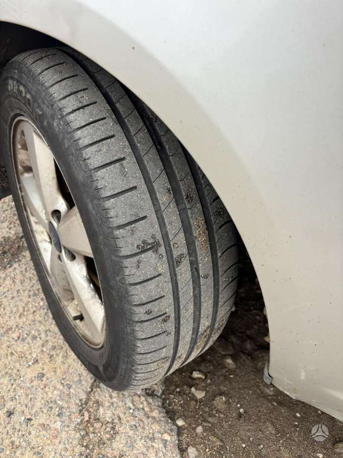 Ford C-MAX 2008 — photo 9