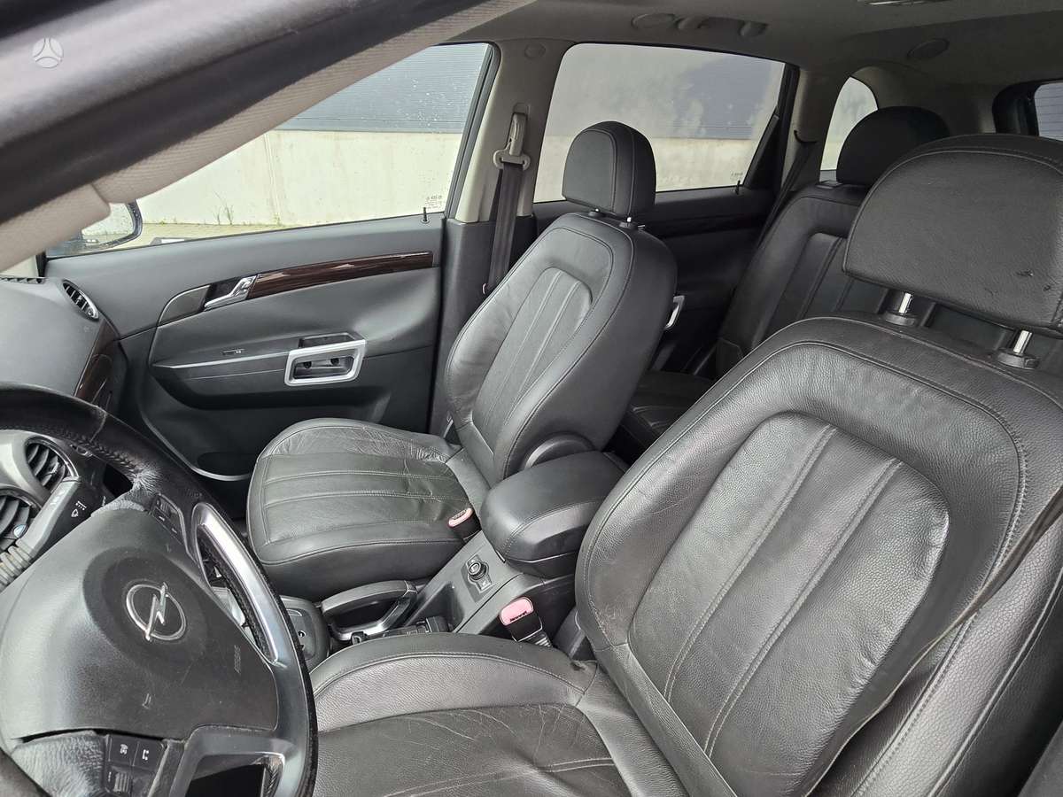 Opel Antara 2009 — photo 10