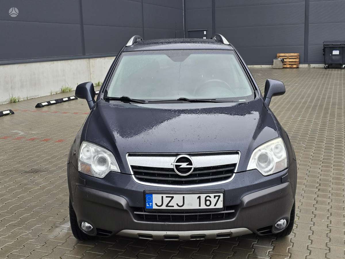 Opel Antara 2009 — rear view