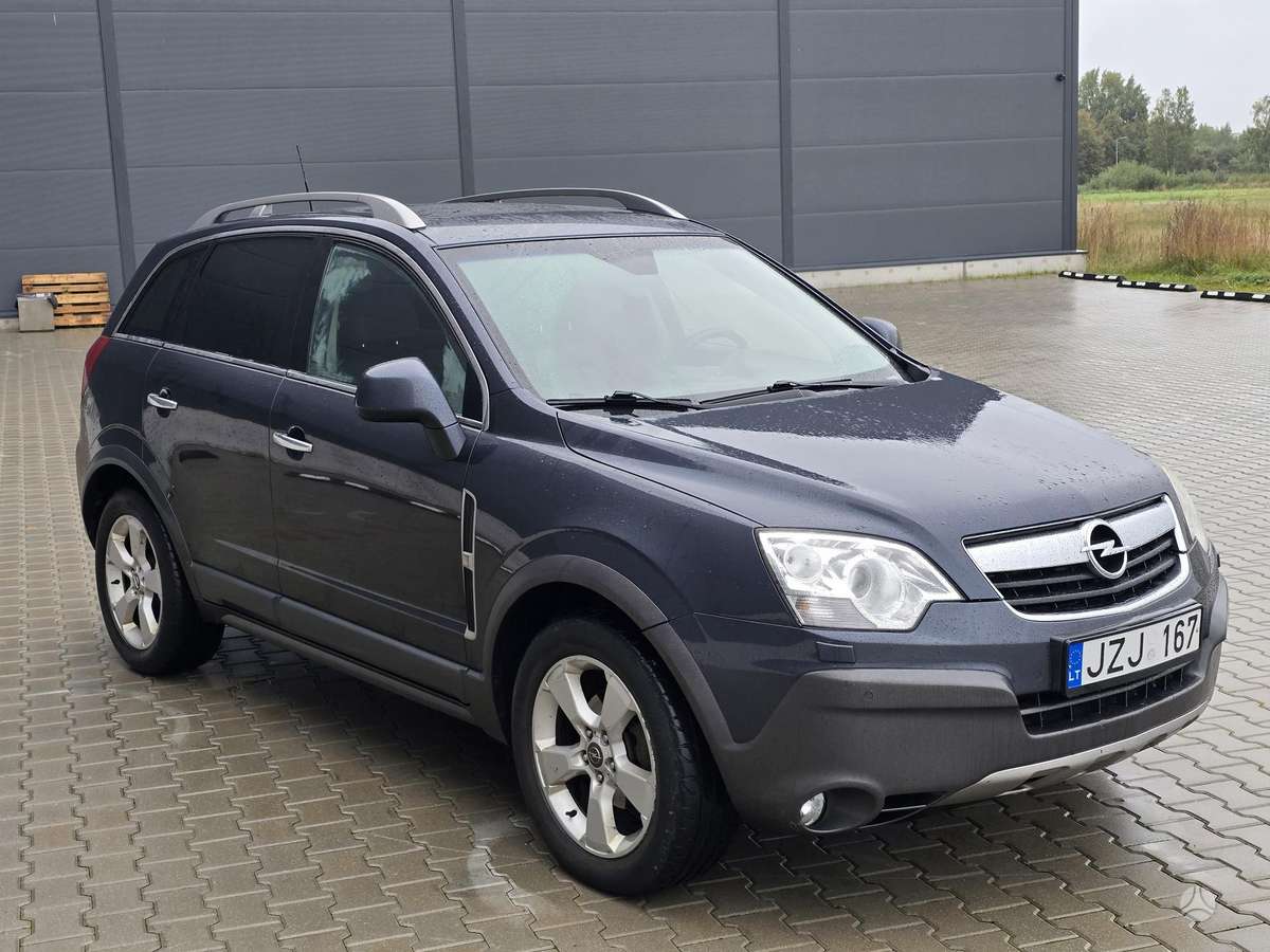 Opel Antara 2009 — interior