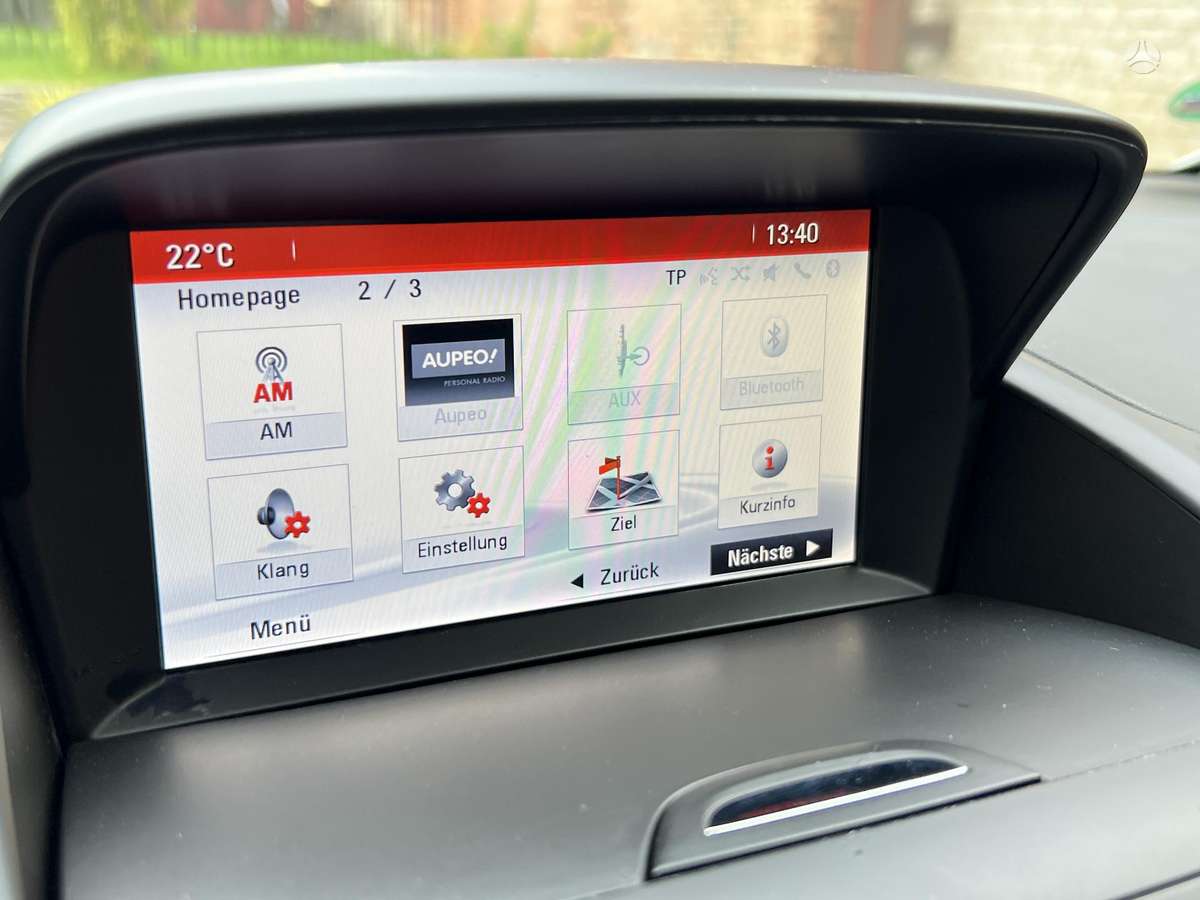 Opel Zafira 2015 — фото 37