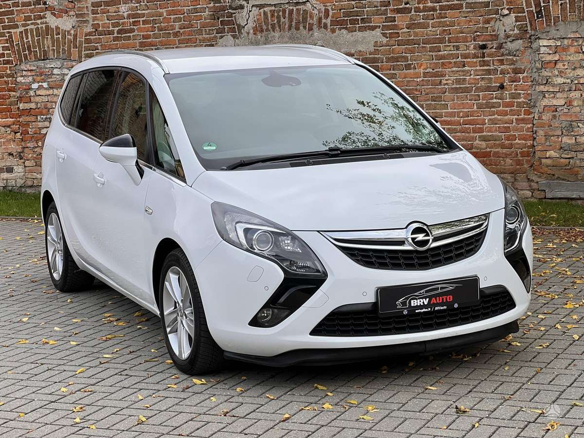 Opel Zafira 2015 — двигун 1956 cm³, 170 HP (125kW)