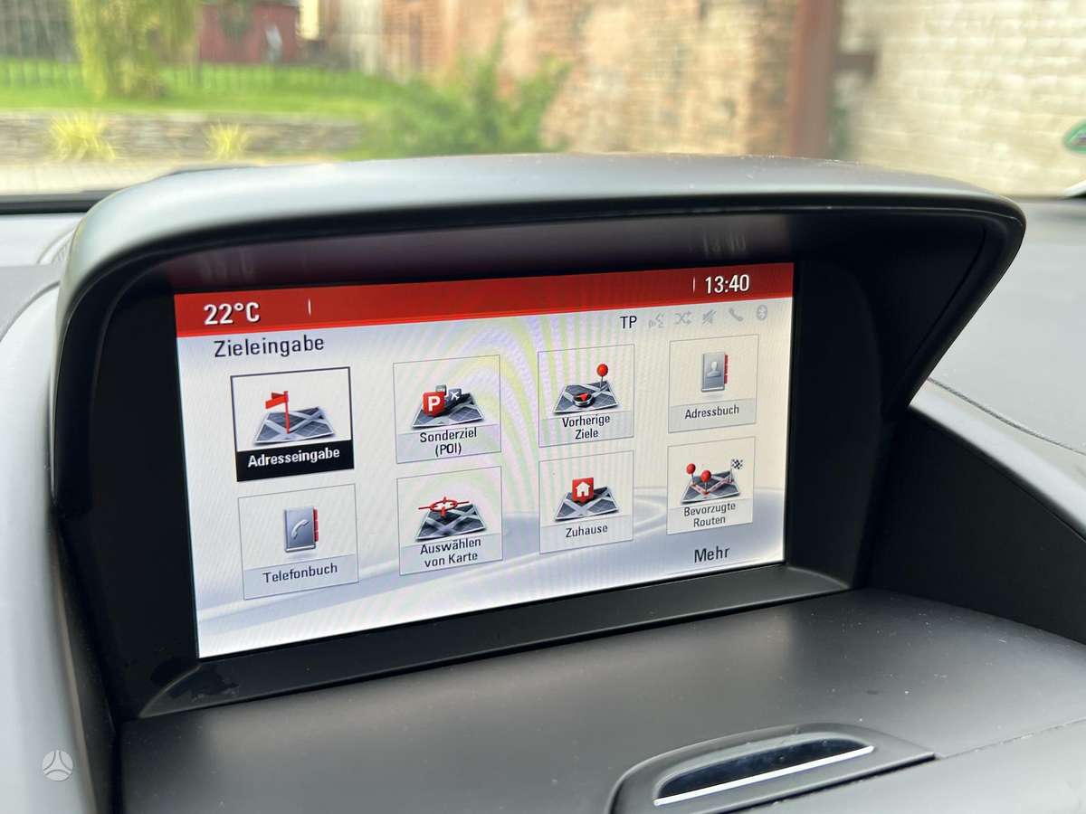 Opel Zafira 2015 — фото 40