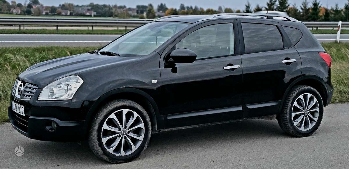 Nissan Qashqai 2009 — салон