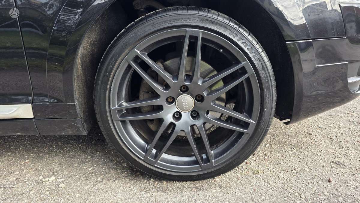 Audi A6 2009 — photo 13