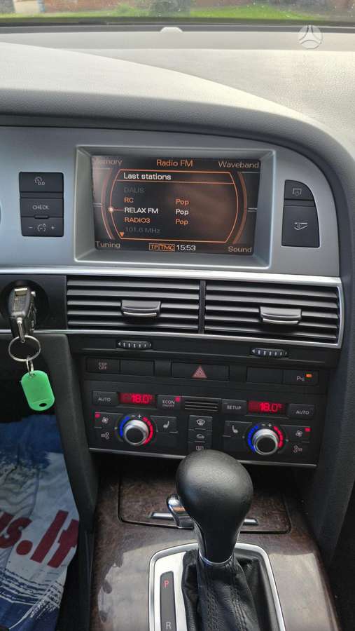 Audi A6 2009 — photo 23