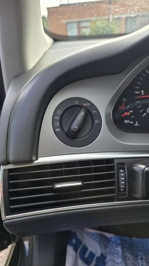 Audi A6 2009 — photo 26