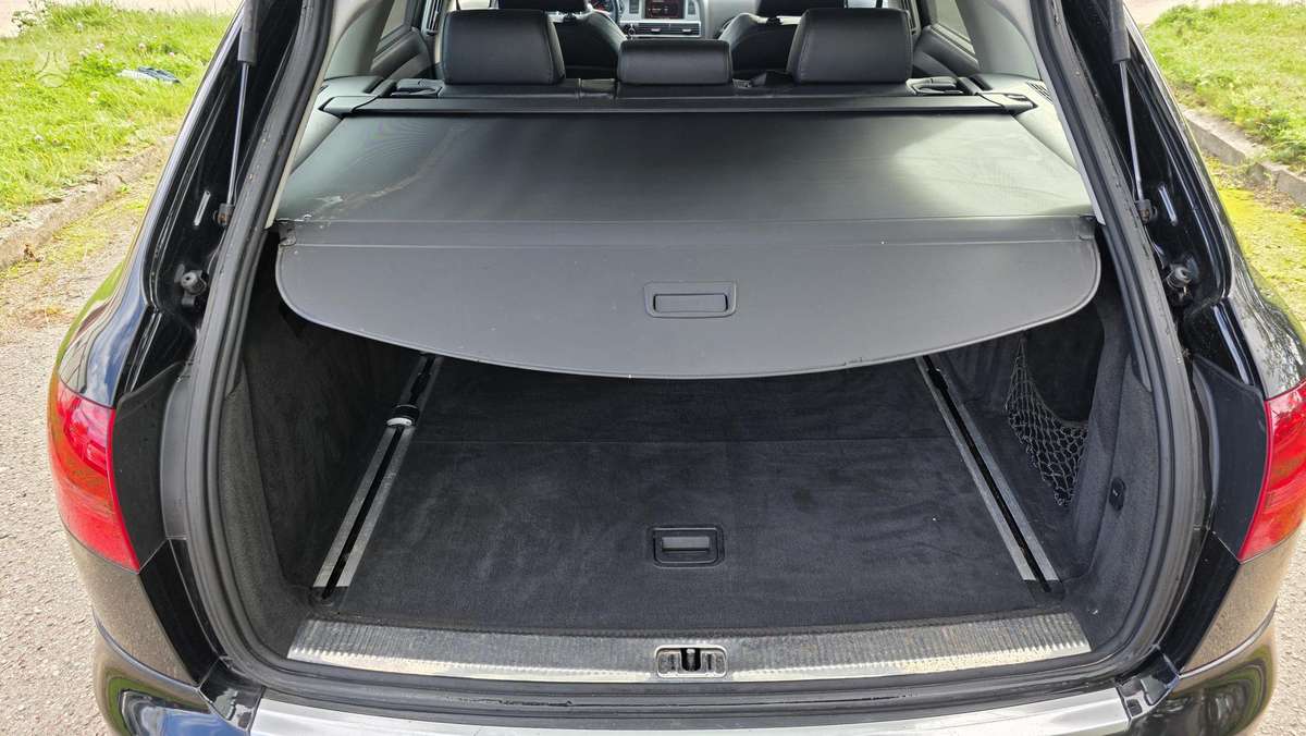 Audi A6 2009 — photo 38
