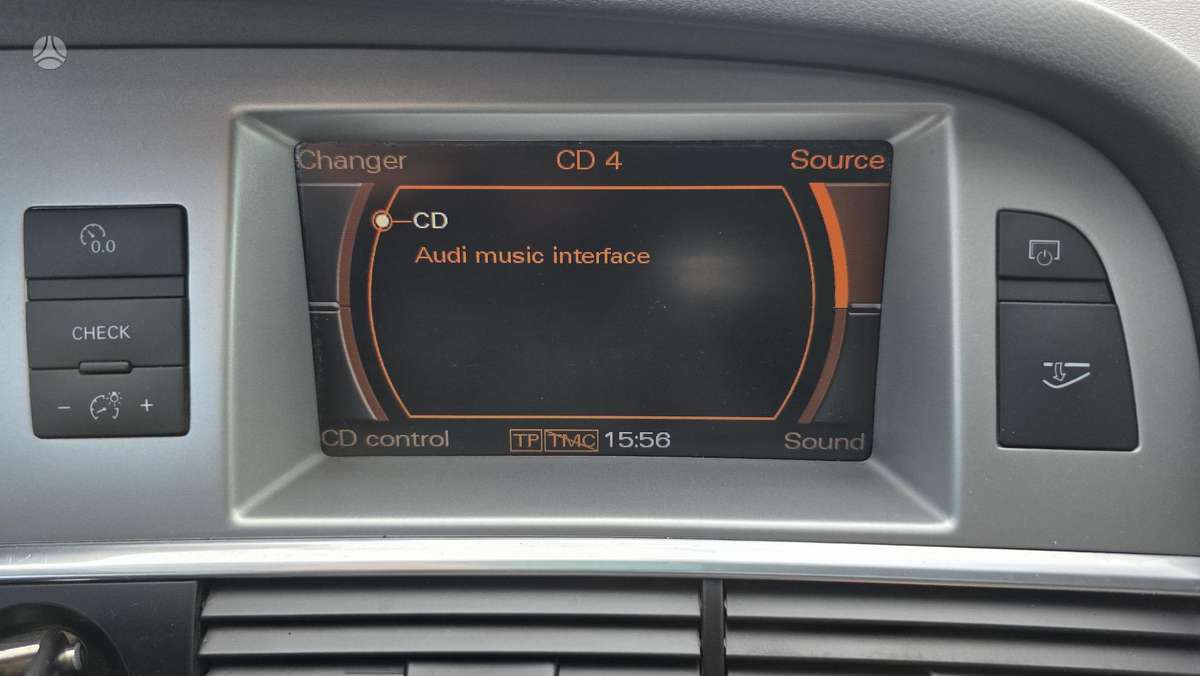 Audi A6 2009 — photo 44