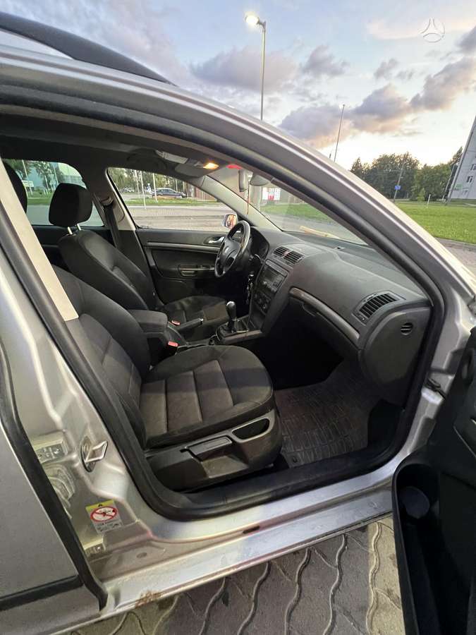 Skoda Octavia 2006 — photo 12
