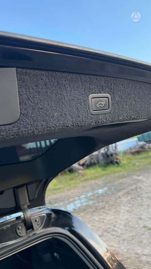 Volvo V70 2011 — photo 6