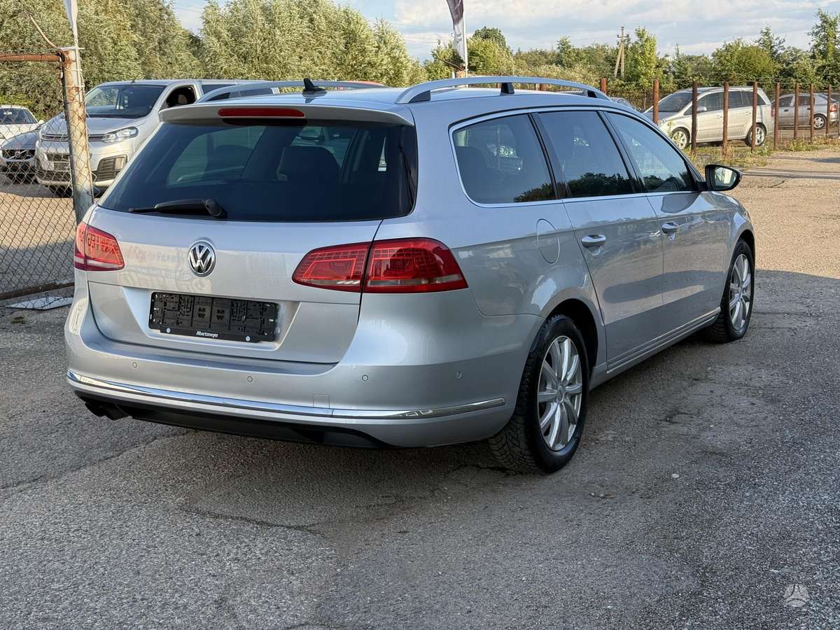 Volkswagen Passat 2011 — engine 1968 cm³, 140 HP (103kW)
