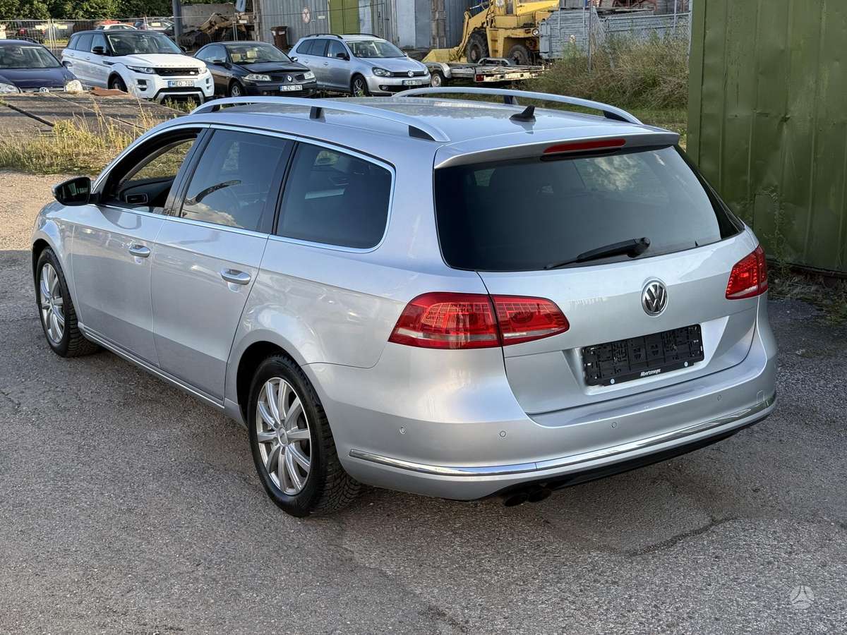 Volkswagen Passat 2011 — photo 5