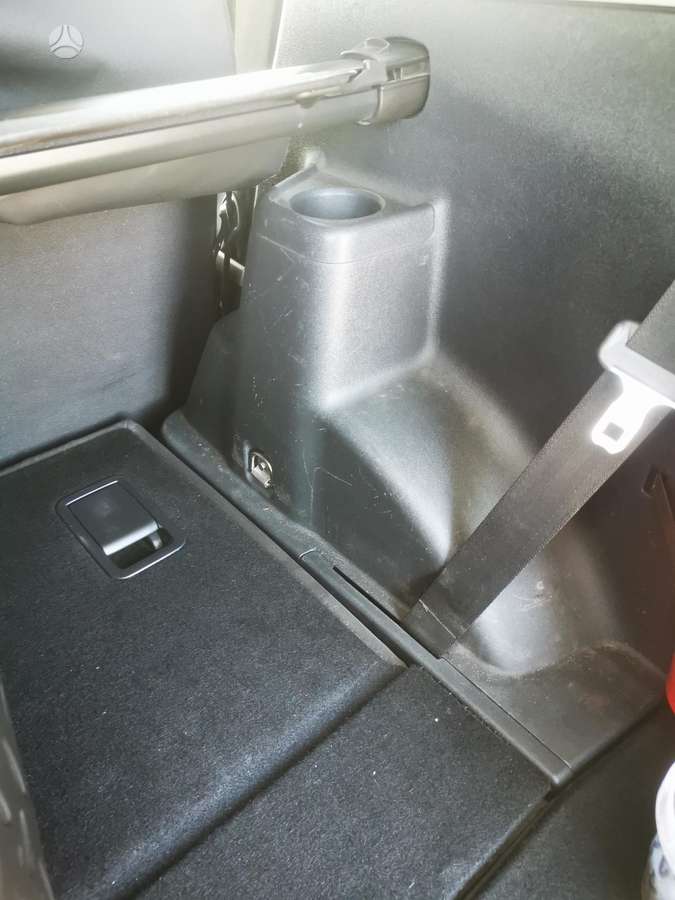 Toyota Corolla 2005 — photo 13
