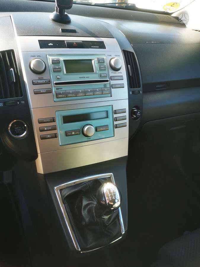 Toyota Corolla 2005 — photo 15